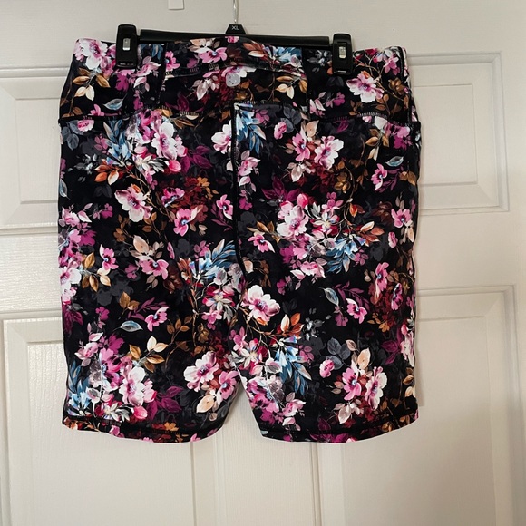 Torrid Active Lot - Picture 11 of 11